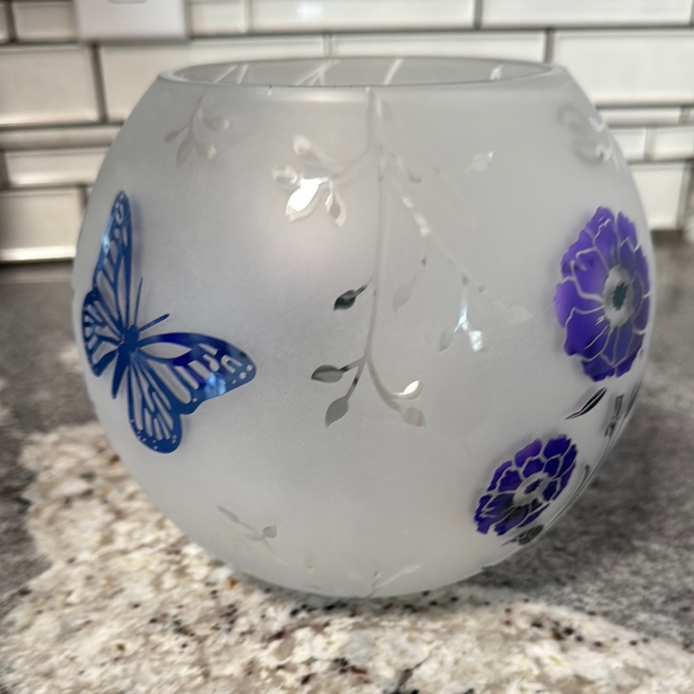 Lenox butterfly meadow Frosted Glass with ode bowl non lead crystal 6” - Picture 3 of 8